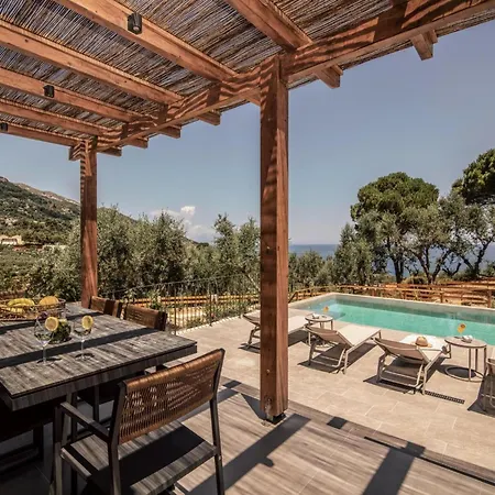 In Zakynthos With Private Pool & Views Willa